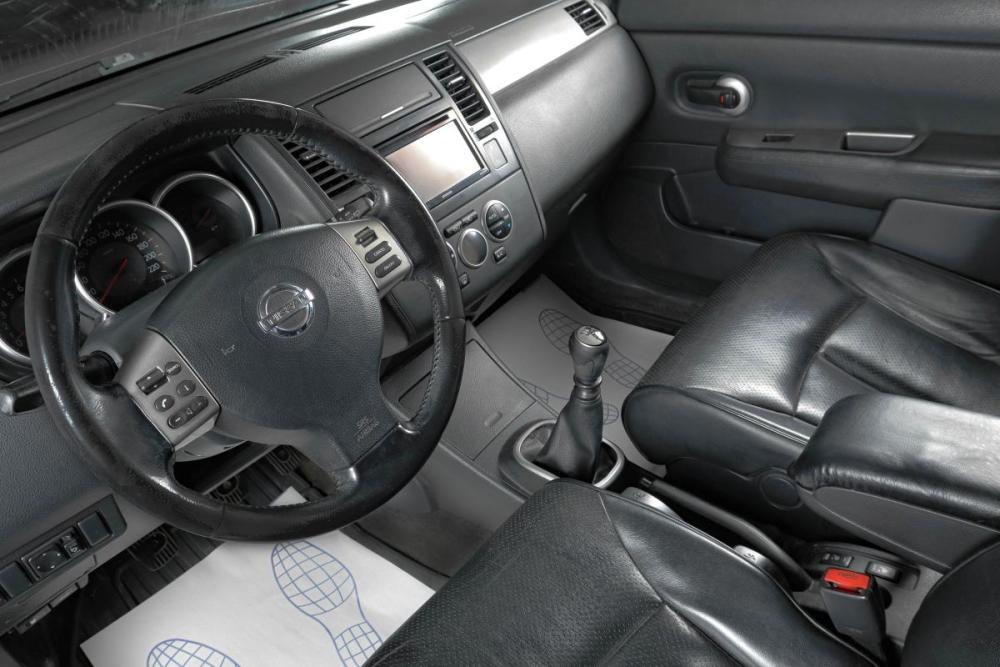 Nissan Tiida I Тюмень  - изображение 8