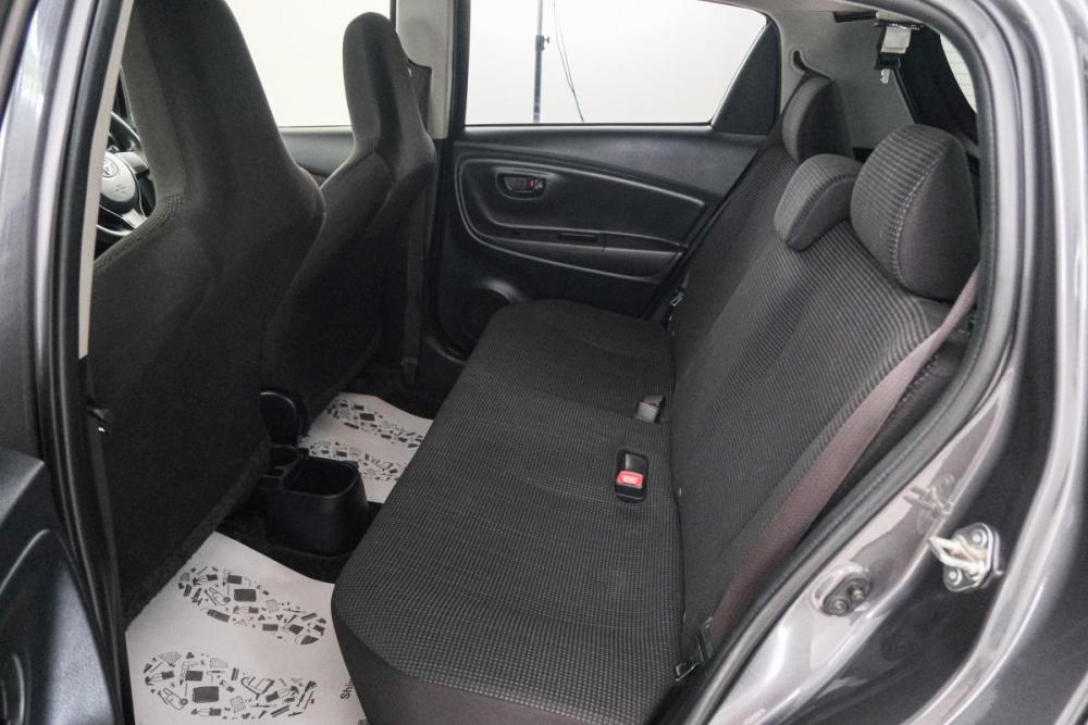 Toyota Vitz III (XP130) Рестайлинг 2 Красноярск  - изображение 19