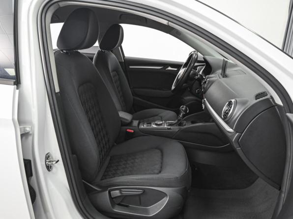 Audi A3 III (8V) с пробегом 2014 года, цена 1 599 000 рублей, 157312 км, седан, Автокод Объявления
