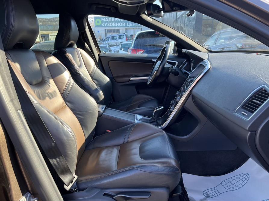 Volvo XC60 I Рестайлинг Мурманск  - изображение 19