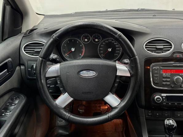 Ford Focus II с пробегом 2007 года, цена 459 900 рублей, 215000 км, седан, Автокод Объявления