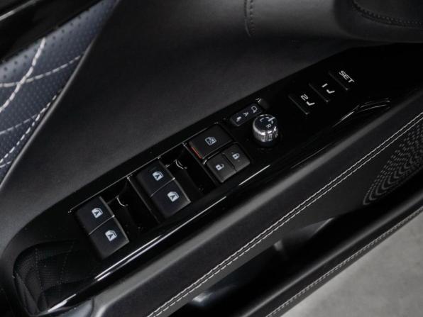 Toyota Camry VIII (XV70) с пробегом 2018 года, цена 2 943 000 рублей, 151131 км, седан, Автокод Объявления