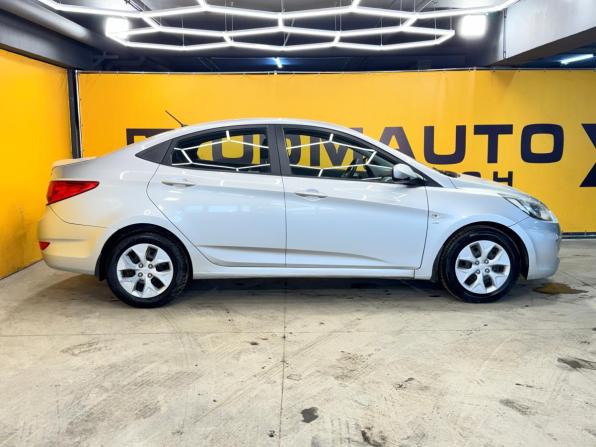 Hyundai Solaris I с пробегом 2013 года, цена 699 000 рублей, 166186 км, седан, Автокод Объявления