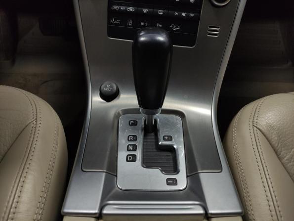 Volvo XC60 I с пробегом 2010 года, цена 1 470 000 рублей, 280950 км, внедорожник, Автокод Объявления