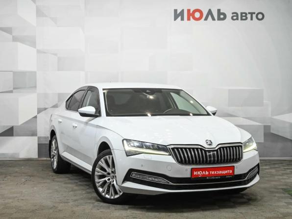 Skoda Superb III Рестайлинг с пробегом 2022 года, цена 2 450 000 рублей, 208525 км, лифтбек, Автокод Объявления