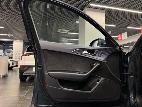 Audi A6 IV (C7) Рестайлинг с пробегом 2015 года, цена 1 739 000 рублей, 240890 км, седан, Автокод Объявления