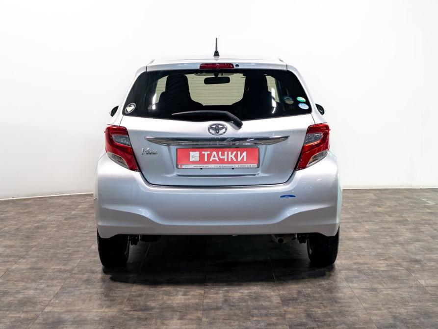 Toyota Vitz III (XP130) Рестайлинг Чита  - изображение 4