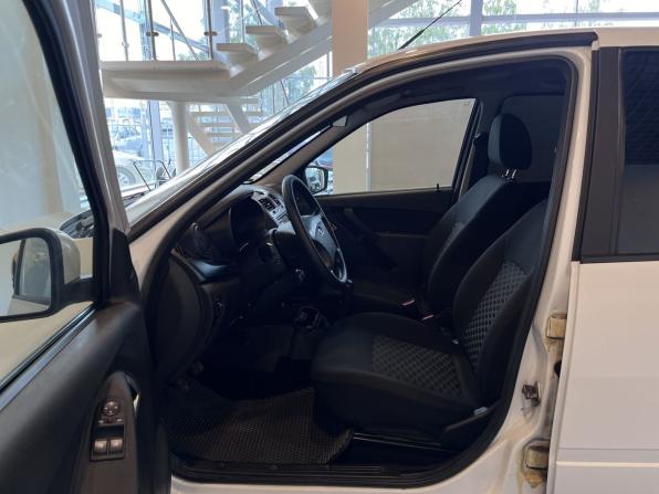 Lada (ВАЗ) Granta I Рестайлинг с пробегом 2023 года, цена 850 000 рублей, 71887 км, лифтбек, Автокод Объявления