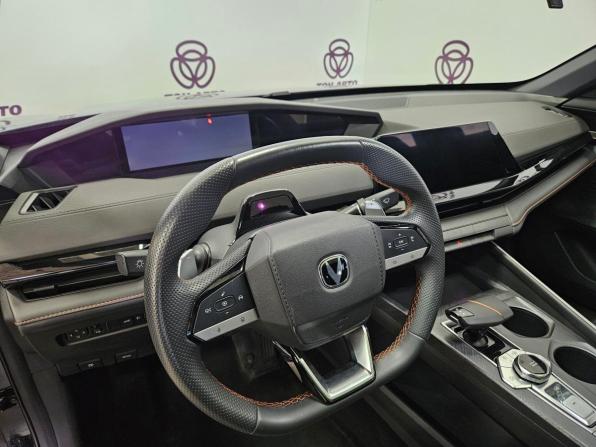 Changan UNI-V I с пробегом 2023 года, цена 2 175 000 рублей, 35044 км, лифтбек, Автокод Объявления