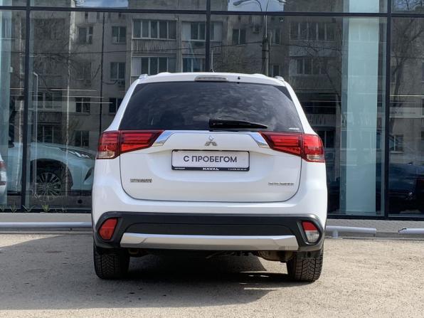 Mitsubishi Outlander III Рестайлинг 2 с пробегом 2016 года, цена 1 995 000 рублей, 138821 км, внедорожник, Автокод Объявления