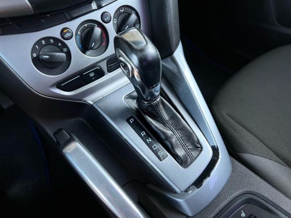 Ford Focus III с пробегом 2012 года, цена 700 000 рублей, 140227 км, хэтчбек, Автокод Объявления