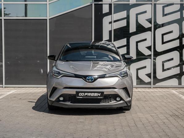 Toyota C-HR I с пробегом 2019 года, цена 2 400 000 рублей, 117932 км, внедорожник, Автокод Объявления