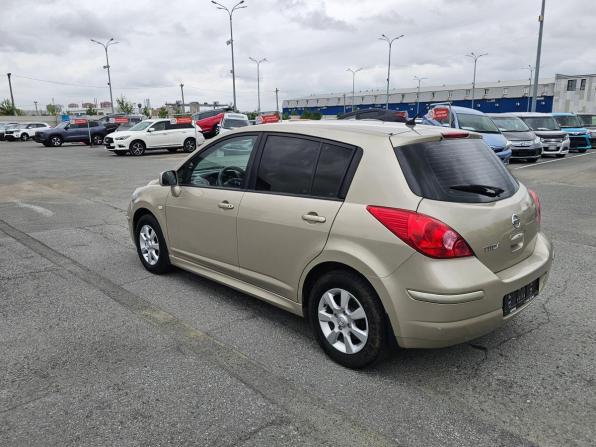 Nissan Tiida I Рестайлинг с пробегом 2011 года, цена 750 000 рублей, 134299 км, хэтчбек, Автокод Объявления