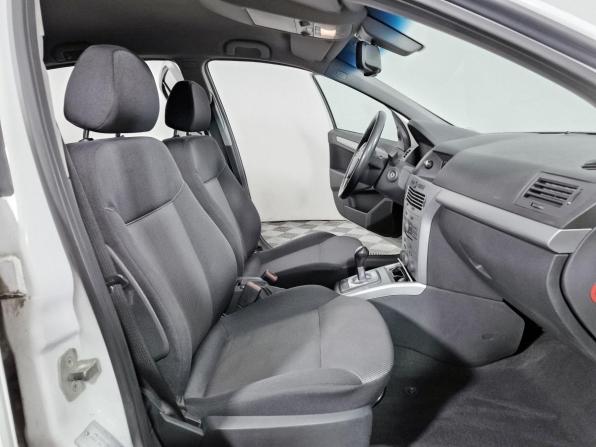 Opel Astra H Рестайлинг с пробегом 2011 года, цена 386 000 рублей, 220222 км, хэтчбек, Автокод Объявления