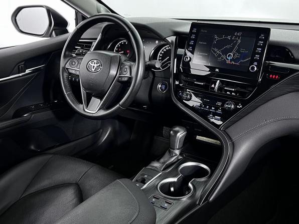 Toyota Camry VIII (XV70) Рестайлинг с пробегом 2021 года, цена 3 460 000 рублей, 88200 км, седан, Автокод Объявления