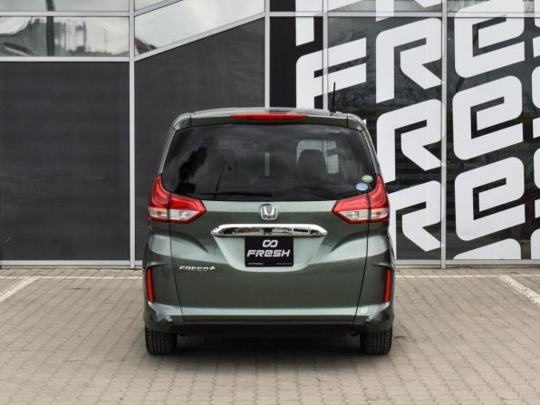 Honda Freed II Рестайлинг с пробегом 2019 года, цена 2 078 000 рублей, 36896 км, компактвэн, Автокод Объявления