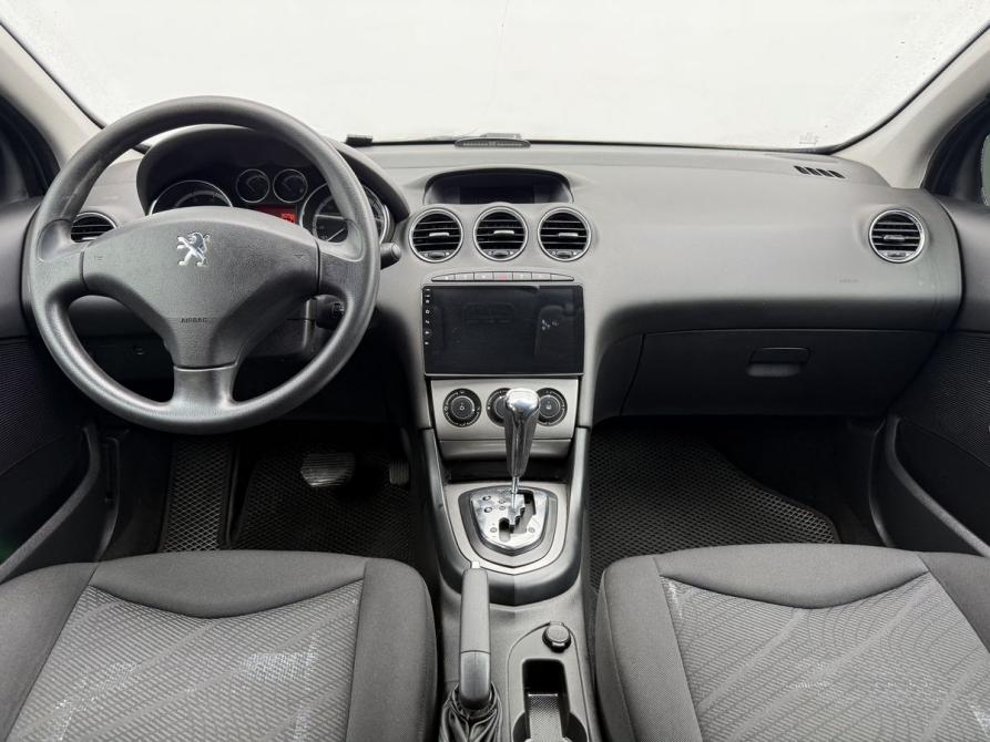 Peugeot 308 I Москва  - изображение 12