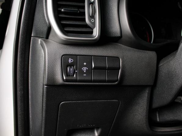 Kia Sportage IV Рестайлинг с пробегом 2021 года, цена 2 419 000 рублей, 85000 км, внедорожник, Автокод Объявления