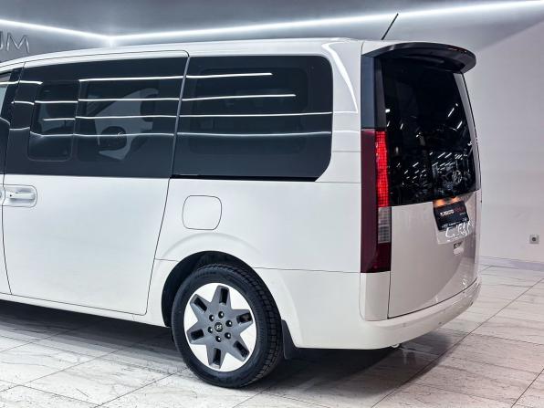 Hyundai Staria I с пробегом 2022 года, цена 5 400 000 рублей, 76867 км, минивэн, Автокод Объявления