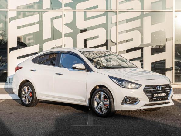 Hyundai Solaris II с пробегом 2018 года, цена 1 450 000 рублей, 140680 км, седан, Автокод Объявления