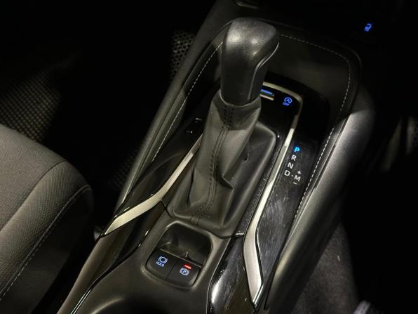 Toyota Corolla XII (E210) с пробегом 2018 года, цена 1 690 000 рублей, 68247 км, хэтчбек, Автокод Объявления
