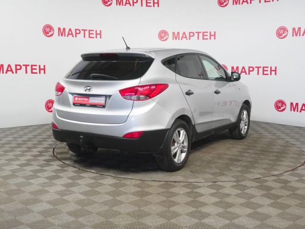Hyundai ix35 I с пробегом 2012 года, цена 979 000 рублей, 136218 км, внедорожник, Автокод Объявления
