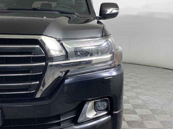 Toyota Land Cruiser 200 Series Рестайлинг 2 с пробегом 2017 года, цена 7 500 000 рублей, 119450 км, внедорожник, Автокод Объявления