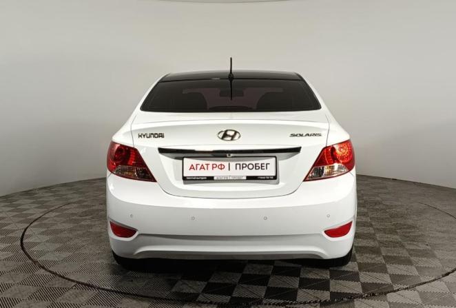 Hyundai Solaris I с пробегом 2013 года, цена 920 000 рублей, 235961 км, седан, Автокод Объявления