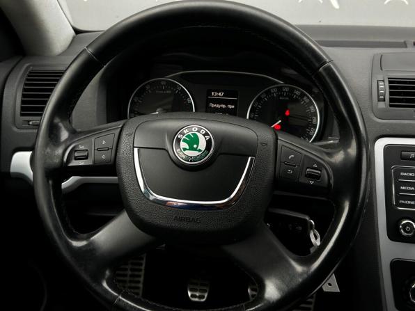 Skoda Octavia II (A5) Рестайлинг с пробегом 2011 года, цена 1 048 700 рублей, 227842 км, универсал, Автокод Объявления