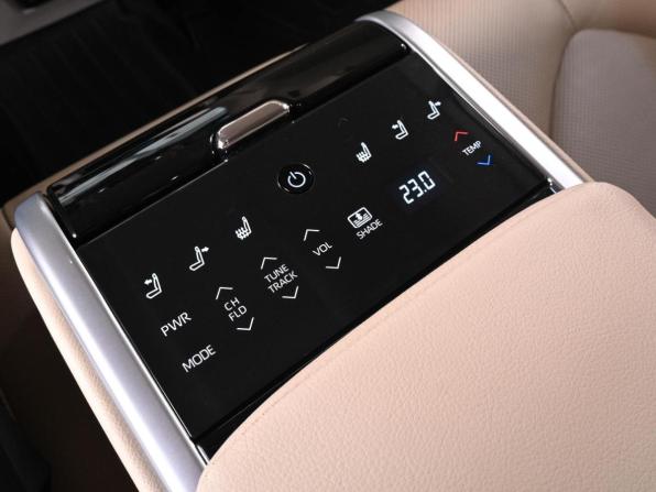 Toyota Camry VIII (XV70) с пробегом 2019 года, цена 2 850 000 рублей, 96264 км, седан, Автокод Объявления