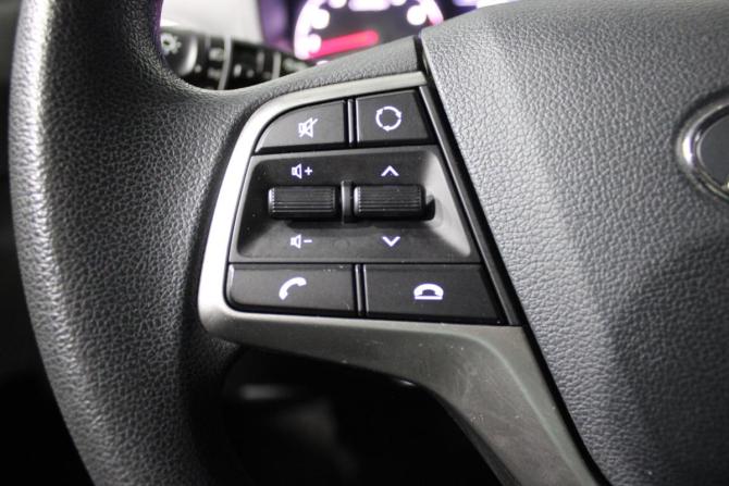 Hyundai Solaris II Рестайлинг с пробегом 2021 года, цена 1 599 000 рублей, 44503 км, седан, Автокод Объявления
