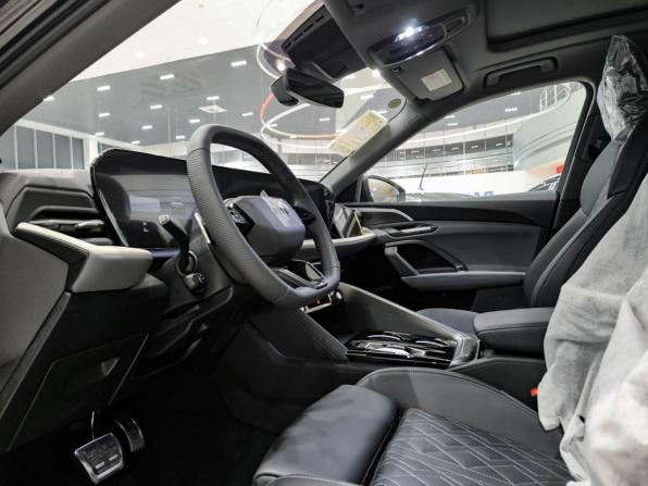 Audi Q5 III с пробегом 2026 года, цена 6 250 000 рублей, 10 км, внедорожник, Автокод Объявления