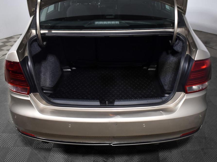 Volkswagen Polo V Рестайлинг Санкт-Петербург  - изображение 19