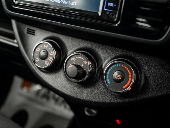 Toyota Vitz III (XP130) Рестайлинг 2 с пробегом 2019 года, цена 1 100 000 рублей, 101719 км, хэтчбек, Автокод Объявления