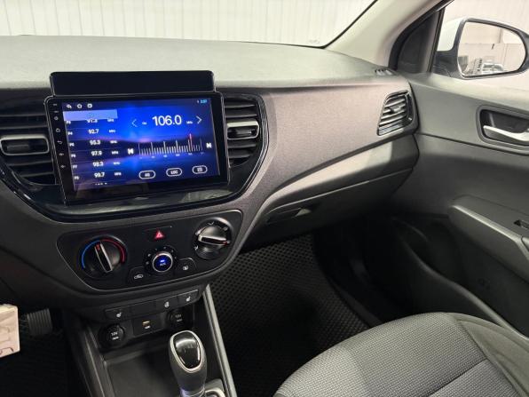 Hyundai Solaris II Рестайлинг с пробегом 2020 года, цена 1 177 000 рублей, 314519 км, седан, Автокод Объявления