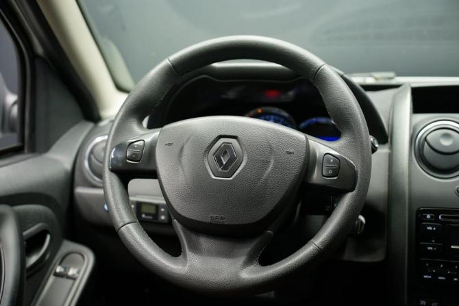 Renault Duster I Рестайлинг с пробегом 2017 года, цена 1 443 000 рублей, 115000 км, внедорожник, Автокод Объявления