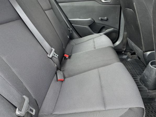Hyundai Solaris II с пробегом 2017 года, цена 1 139 000 рублей, 160500 км, седан, Автокод Объявления