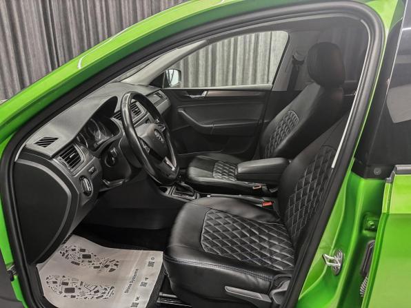 Skoda Rapid I Рестайлинг с пробегом 2018 года, цена 1 040 000 рублей, 182000 км, лифтбек, Автокод Объявления