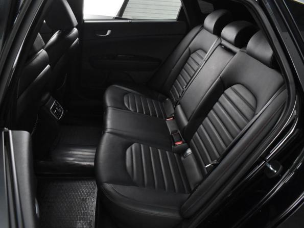 Kia Optima IV Рестайлинг с пробегом 2018 года, цена 2 335 000 рублей, 119888 км, седан, Автокод Объявления