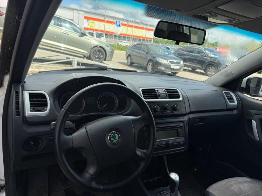 Skoda Fabia II Орел  - изображение 4