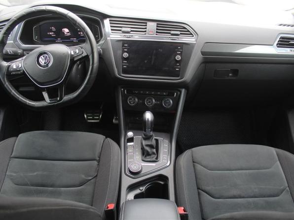 Volkswagen Tiguan II с пробегом 2019 года, цена 3 050 000 рублей, 95035 км, внедорожник, Автокод Объявления