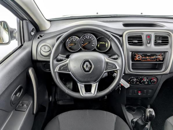 Renault Logan II Рестайлинг с пробегом 2019 года, цена 1 125 000 рублей, 84631 км, седан, Автокод Объявления