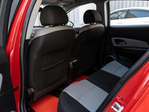 Chevrolet Cruze I Рестайлинг с пробегом 2014 года, цена 860 000 рублей, 136407 км, хэтчбек, Автокод Объявления