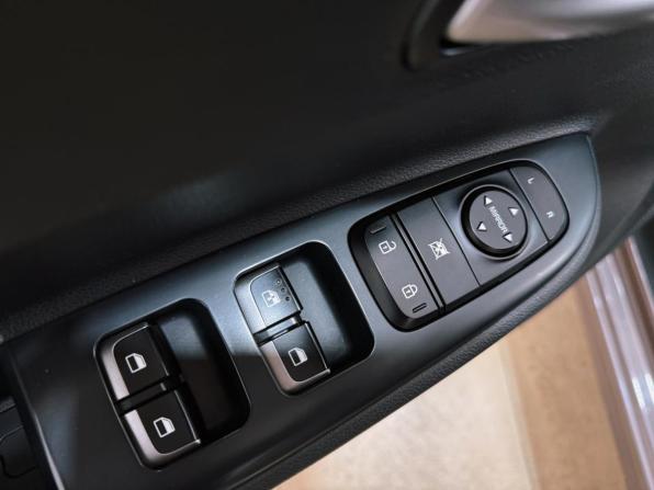 Kia Rio IV с пробегом 2018 года, цена 1 400 000 рублей, 74930 км, седан, Автокод Объявления