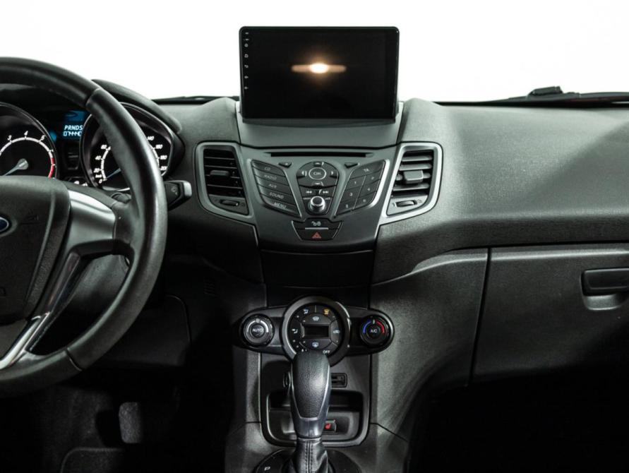 Ford Fiesta Mk6 Рестайлинг Санкт-Петербург  - изображение 14