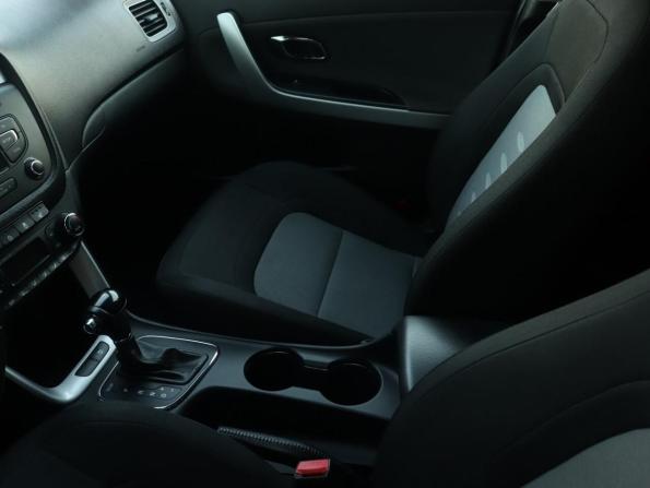 Kia Ceed II с пробегом 2014 года, цена 1 070 000 рублей, 184320 км, хэтчбек, Автокод Объявления