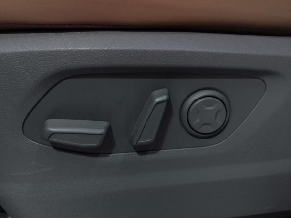 Hyundai Staria I с пробегом 2024 года, цена 5 990 000 рублей, 42699 км, минивэн, Автокод Объявления