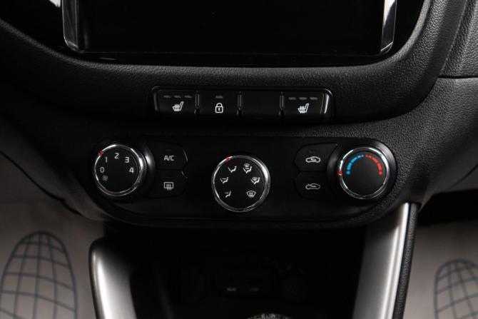Kia Ceed II с пробегом 2014 года, цена 949 000 рублей, 145082 км, хэтчбек, Автокод Объявления