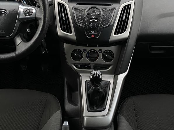Ford Focus III с пробегом 2013 года, цена 599 000 рублей, 310000 км, хэтчбек, Автокод Объявления