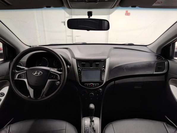 Hyundai Solaris I с пробегом 2012 года, цена 758 000 рублей, 212972 км, седан, Автокод Объявления